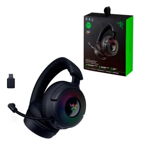 3 modos de conectividad: desde PC a consola y teléfono, disfruta de una inmersión de audio completa con conexión inalámbrica ultrarrápida de 2.4 GHz, Bluetooth o permanece conectado para juegos sin parar a través de una conexión con cable USB. Micrófono retráctil hipertransparente de banda ancha: este micrófono retráctil de próxima generación cubre una frecuencia más amplia de sonido y captura una increíble cantidad de detalles de voz para que todo lo dicho suene claro, rico y natural. Controladores de titanio Triforce de 1.57 pulgadas: el diseño patentado de 3 partes de Razer empuja altos excepcionales, medios y bajos que no se ensucian, proporcionando una experiencia de escucha más dinámica para una inmersión más profunda. THX SPATIAL AUDIO: con nuestro avanzado sonido envolvente 7.1, disfruta de una acústica realista que optimiza el diseño de sonido del juego y escucha todo como si estuvieras justo en el medio de todo esto Mezcla rápida de juego/chat y equilibrio de volumen: cambia fácilmente entre ajustar el volumen general o la mezcla de juego/chat y obtén el equilibrio adecuado de audio y comunicaciones de voz del juego incluso en el caos de la batalla. Iluminación RGB de 9 zonas para auriculares: con acceso a 16.8 millones de colores y un conjunto de efectos de iluminación, aplica los ajustes preferidos y mira cómo funciona sin problemas con más de 300 juegos y 500 dispositivos.
